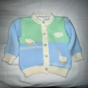 Cute Vintage cardigan•enamel buttons!